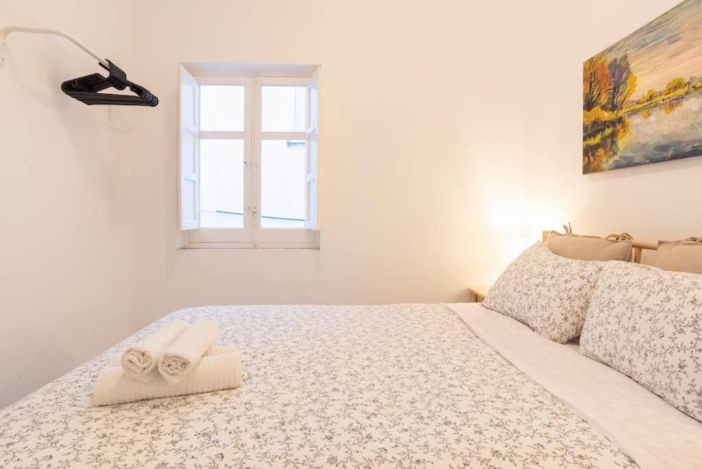 3 Bedroom Flat In Historic Centre Malaga Zewnętrze zdjęcie