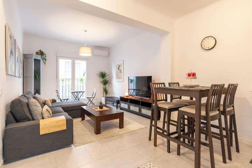 3 Bedroom Flat In Historic Centre Malaga Zewnętrze zdjęcie