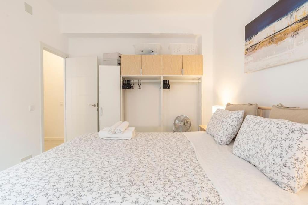 3 Bedroom Flat In Historic Centre Malaga Zewnętrze zdjęcie
